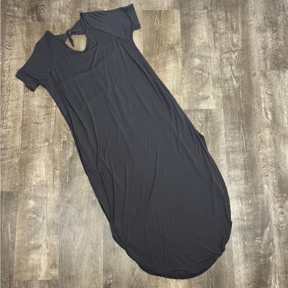 Latched Mama Grey Tie Back Short Sleeve Stretch Jersey Knit Nursing Maxi Dress